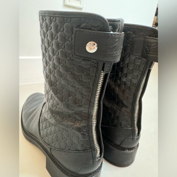 Authentic Gucci Leather Chelsea Boots | Size 7.5 | Logo Embossed - Picture 5 of 16